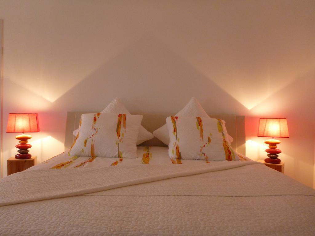 Bed and Breakfast Domaine Du Papillon Lesparre-Médoc Habitación foto